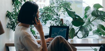 Quienes llevan algún tiempo invirtiendo en criptomonedas animan a lanzarse, pero poco a poco y diversificando