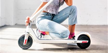 Google se ha asociado con el fabricante de patinetes Unagi para llevar a cabo esta iniciativa.