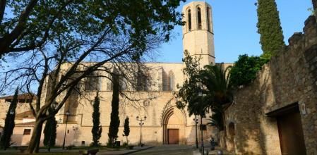 Plaza del Monasterio de Pedralbes.