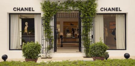 La boutique efímera de Chanel en Marbella Club