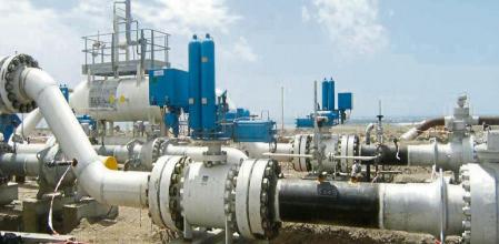 GASODUCTO MEDGAZ ESPAÑA ARGELIA Beni Saf / Almería Instalación de las calderas en la Terminal de Recepción. Playa de El Perdigal, Almería