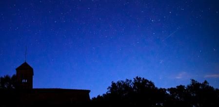 La lluvia de estrellas fugaces Eta Acuáridas.