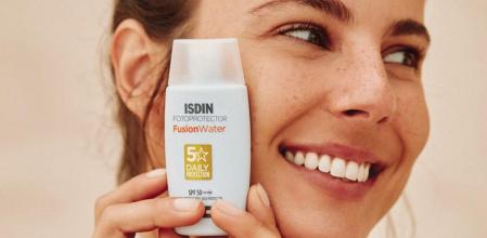 Los mejores fotoprotectores faciales para prevenir las manchas, el envejecimiento y otros daños por el sol