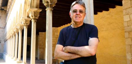 Jordi Bigues, en el monasterio de Pedralbes.