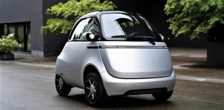 El primer Microlino que ya se puede configurar es de la serie Pioneer, con una producción limitada de 999 unidades.