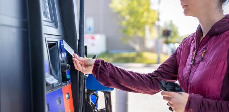 Tarjetas descuento repostar combustible (gasolina y gasóleo)