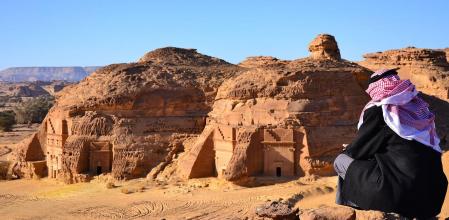 Panorámica de la antigua ciudad de Hegra.