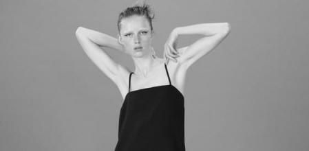 El vestido es todo un básico del fondo de armario