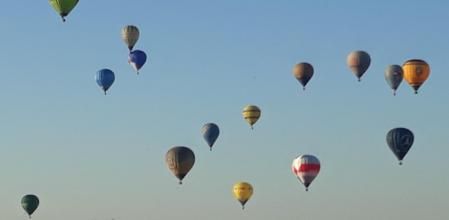Participantes en el European Balloon Festival.