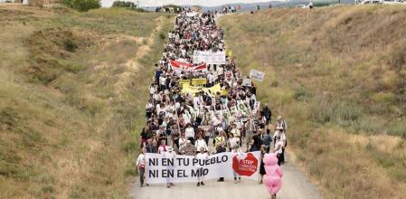 Movilización en Noviercas bajo el lema ‘Ni en tu pueblo ni el mío’