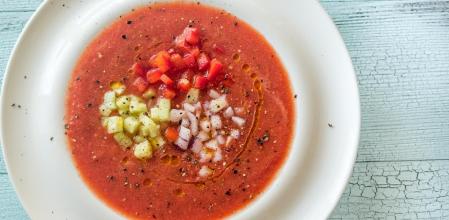 El gazpacho es una de las recetas más consumidas del verano en España