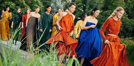 El carrousel final del desfile de la colección Resort 2022 de Max Mara, en Lisboa