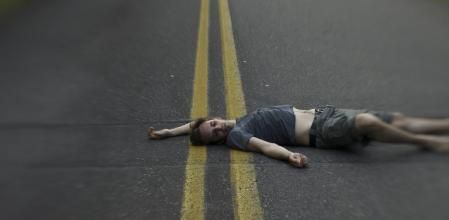 La omisión de socorro a las víctimas de un accidente de tráfico es un delito que está recogido en el Código Penal