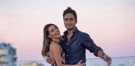 La pareja no puede estar más feliz con su enlace