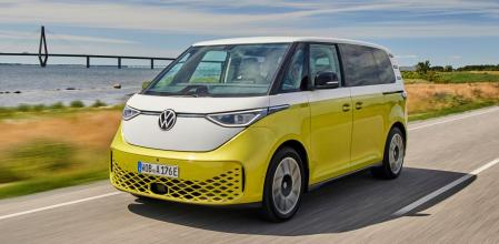 El eléctrico Volkswagen ID.Buzz tiene dos alternativas mecánicas, una de 204 CV y la otra de 286 CV,