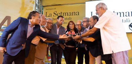 Inauguració de La Setmana del Llibre en Català, amb el pregó d'Antònia Vicens, premi d'Honor de les Lletres Catalanes