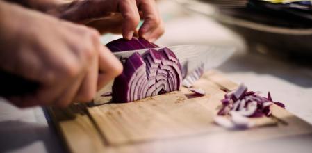 Cortar cebolla a toda velocidad