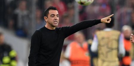 Xavi Hernández no paró de repartir consignas, el pasado martes en Munich