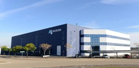 DECOEXSA transporta carga a cualquier parte del mundo con sus soluciones logísticas y de transporte para todo tipo de mercancías