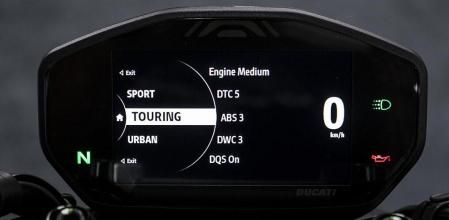 Algunas motos también permiten elegir entre varios modos de conducción&nbsp;