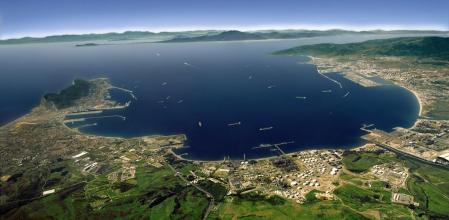 Imagen de la la bahía de Algeciras, donde se halla el Parque Energético de San Roque.