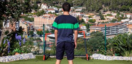 Sergi, con 13 años cuando ocurrieron los hechos (ahora tiene 17) apenas sale de casa por miedo