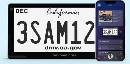 Las matrículas digitales que se han aprobado en California se configuran mediante una aplicación&nbsp;