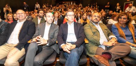 Feijóo, flanqueado por Alejandro Fernández y Xavier Palau