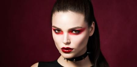 Maquillaje de vampiro para Halloween.