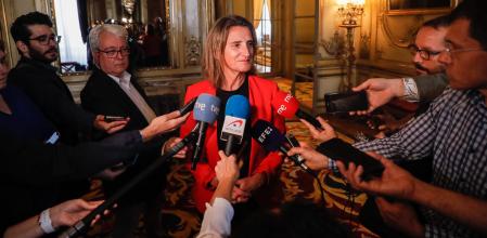 Teresa Ribera, ministra para la Transición Ecológica, este miércoles en los pasillos del Congreso
