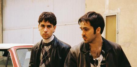 Àlex Monner es un DJ a punto de mudarse a Ibiza y Ricardo Gómez es un empresario que se ha forrado con la madrugada valenciana.