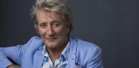 Singer Rod Stewart poses for a portrait on Wednesday, Aug. 8, 2018 in New York to promote his tour and upcoming album, 