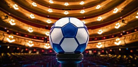 17 - 11 - 2022 / Barcelona / Futbol y cultura - Liceu/ Foto: Llibert Teixidó