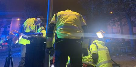 Atención en Villaverde en el lugar del suceso donde murió un adolescente de 15 años y un joven de 21 resultó herido.