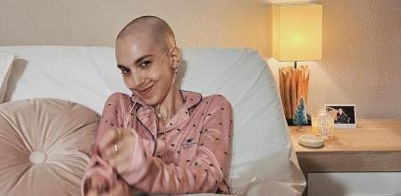 Elena Huelva agradece estar celebrando la Navidad en casa tras su último susto.