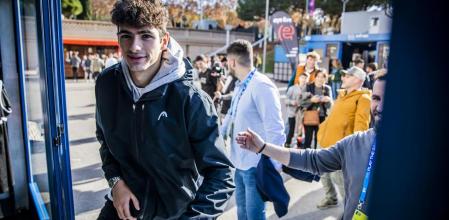16 - 12 - 2022 / Barcelona / Entrevista a Arturo Coello, estrella del padel, para Vuelta y Vuelta / Foto: Llibert Teixidó