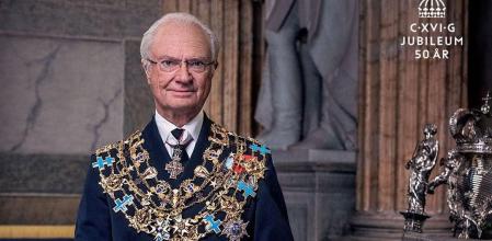 El rey Carlos Gustavo, en el retrato oficial hecho público con motivo del inicio del año de su Jubileo en el trono