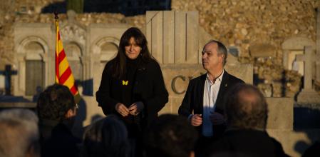 La dirección de Junts en la ofrenda floral en la tumba de Francesc Macià el día de Navidad