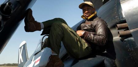 Jonathan Majors como Jesse Brown en 'Devotion. Una historia de héroes'