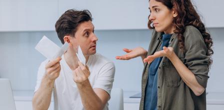 Trucos para que los gastos en pareja no arruinen una relación