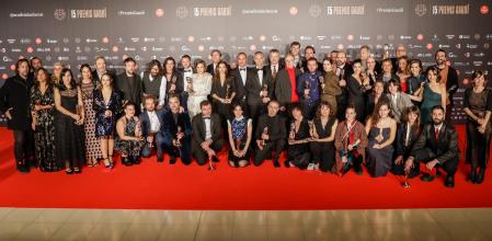 Foto de familia de los premiados