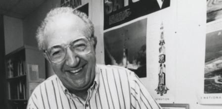 Este bioquímico también analizó químicamente muestras recogidas por el programa Viking de la NASA procedentes de Marte