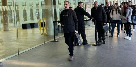 Cristóbal Martell, abogado de Dani Alves, a su llegada a la Ciutat de la Justícia