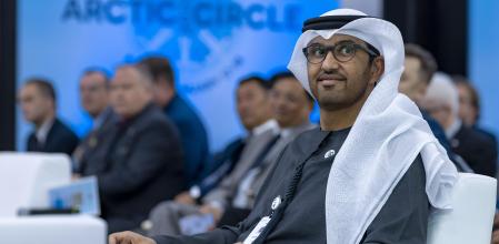 El sultán Ahmed Al Jaber, presidente designado de la COP 28 en un reunión internacional sobre el futuro del Ártico  .