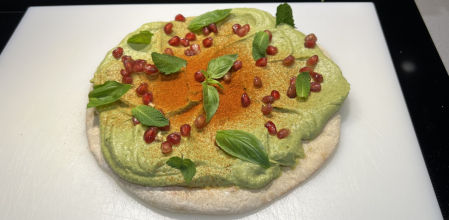 Hummus de aguacate y guisantes