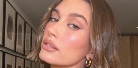 La modelo y empresaria Hailey Bieber