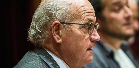 08 - 06 - 2015 / Barcelona - Parlament Catalunya / Comision investigacion fraude / Comparecencia de Carles Vilarrubi / foto: Llibert Teixido