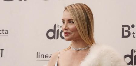 Soraya Arnelas en la alfombra roja de los Premios Dial