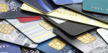 Las bajas cuotas de las ‘revolving’ alargan la devolución de las cantidades