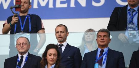 Alexánder Ceferin, junto a Joan Laporta en la final de la Champions femenina disputada en Turín en mayo del 2022